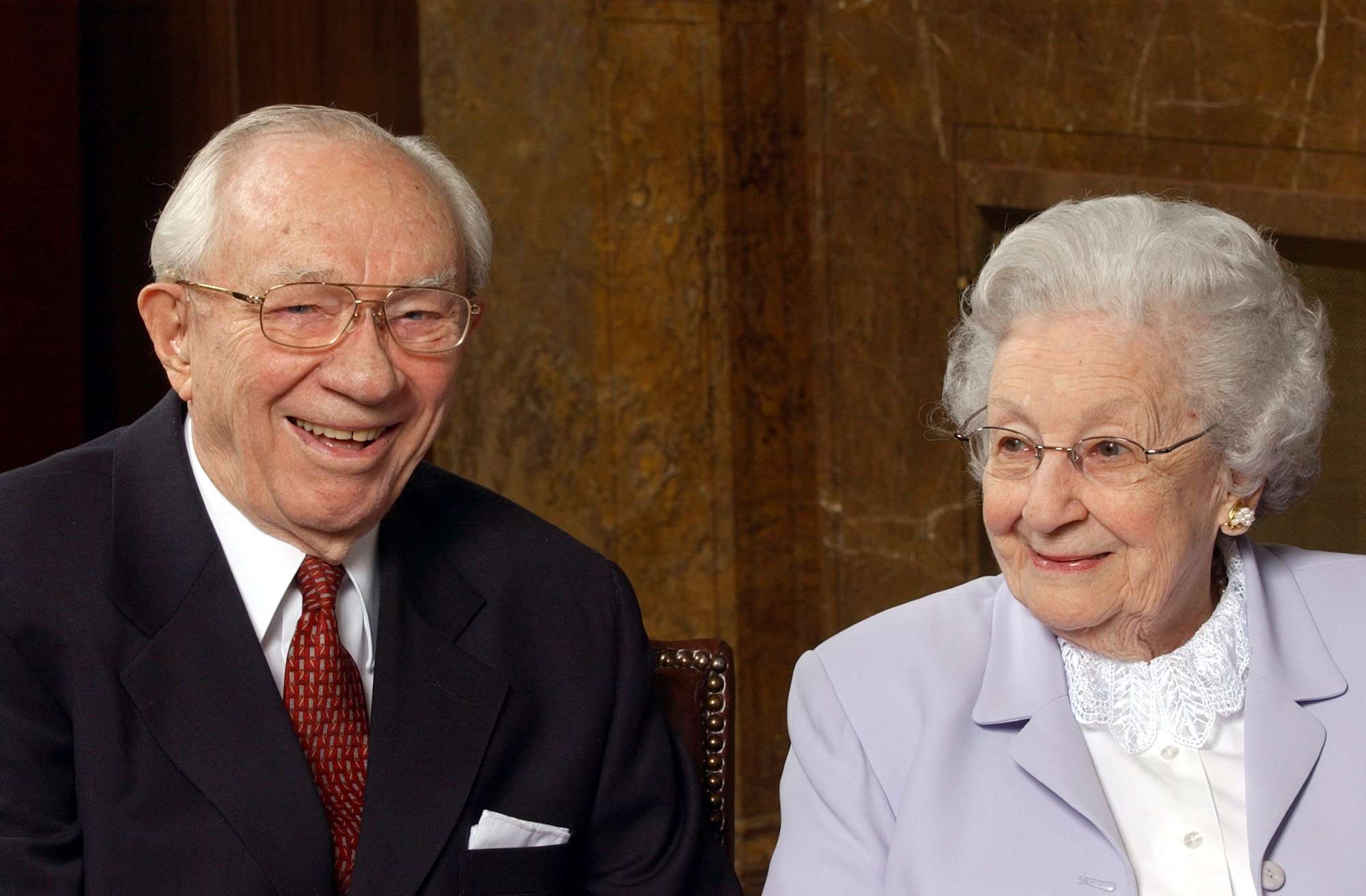 Gordon B. Hinckley Biography My Favorite Quotes McKenzie Sue Makes